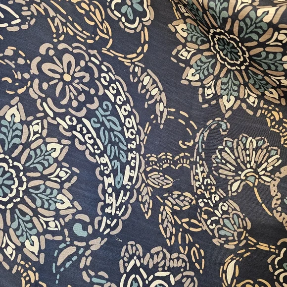 2 Pairs Floral/ Paisley Print Drapes With Matching Tiebacks 108"x40" - Picture 3 of 6